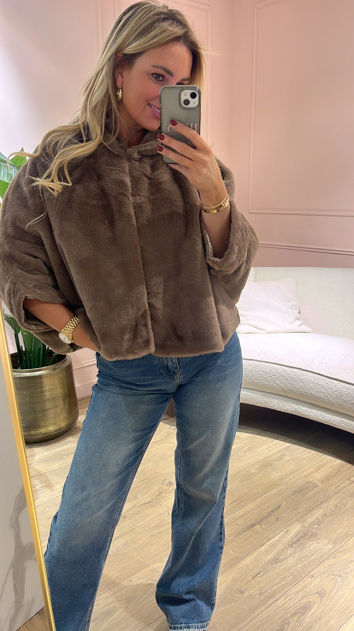 Faux Fur Cape Mila Taupe