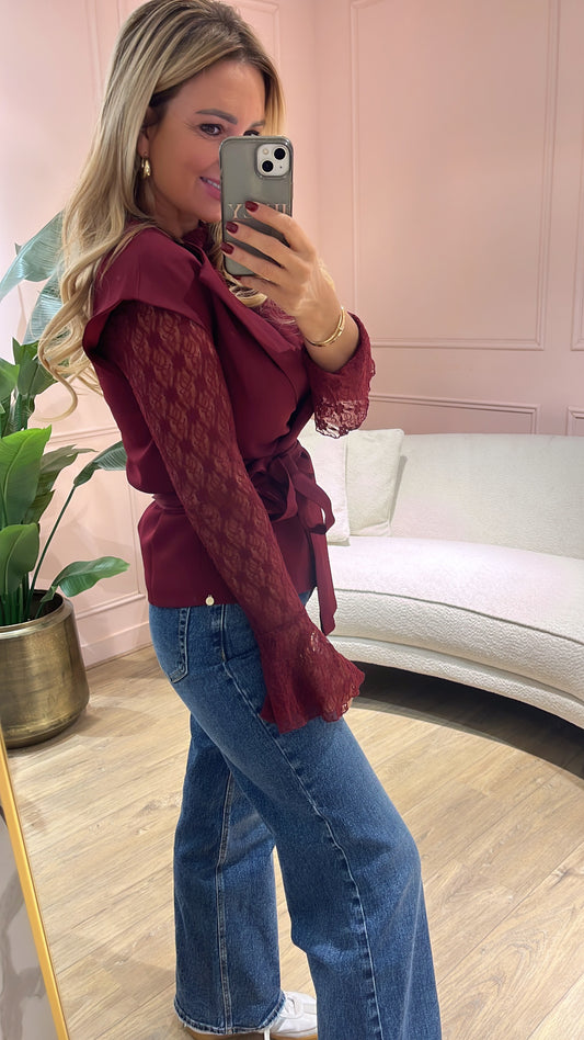 Top Lisa Bordeaux