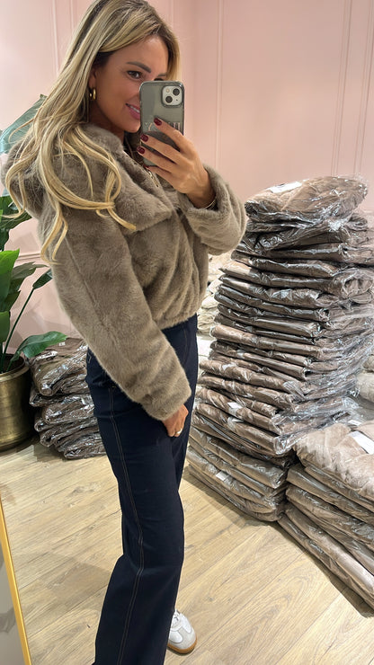 Faux fur Jas Lieke Taupe