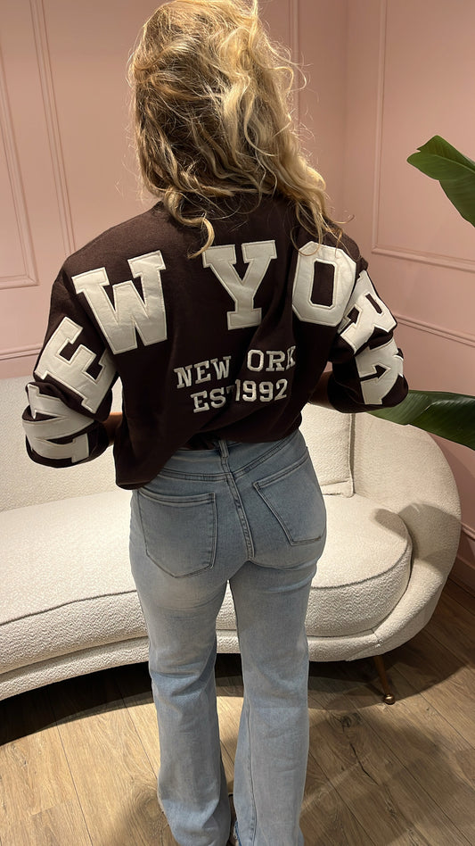 Trui New York Bruin