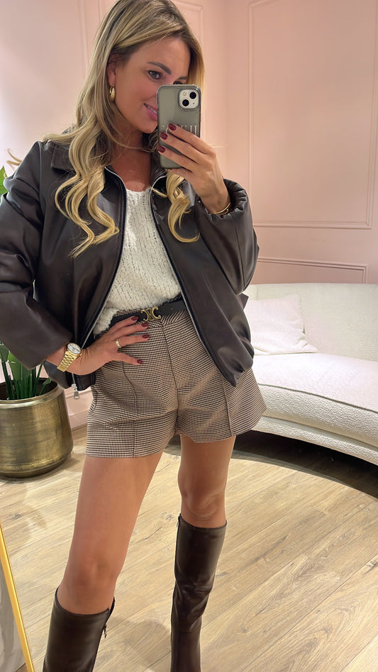Short Ruit
