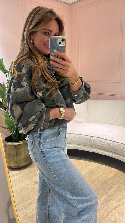 Rebel Camo Bomber🔥