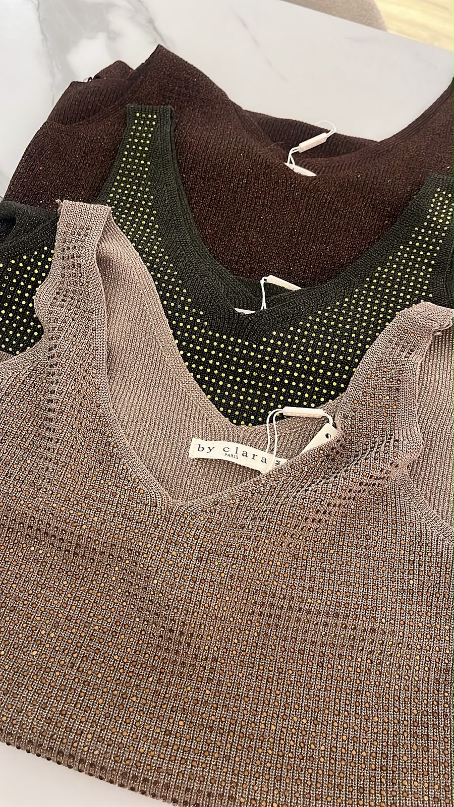 Sparkle Essential Top - bruin