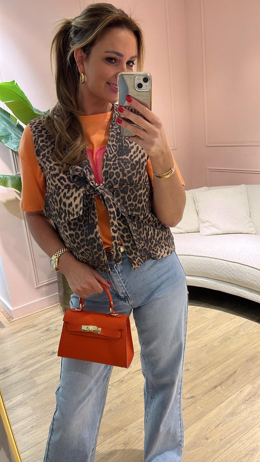 Leopard gilet met strikdetail