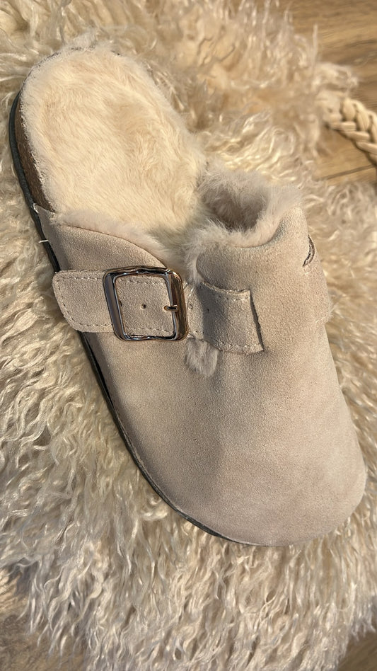 Teddy Chic Loafers - beige