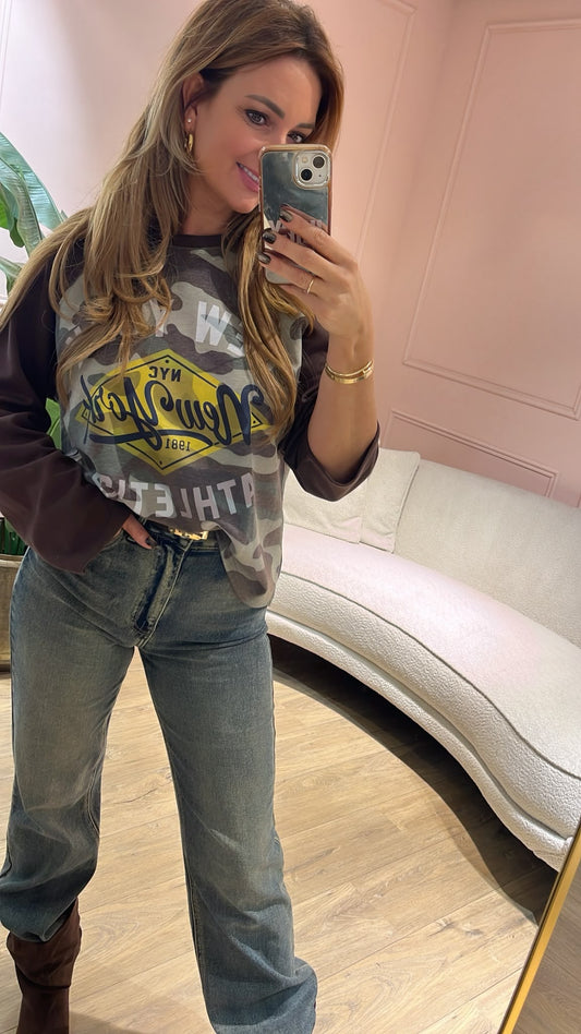NYC Vintage Camo Sweater - bruin