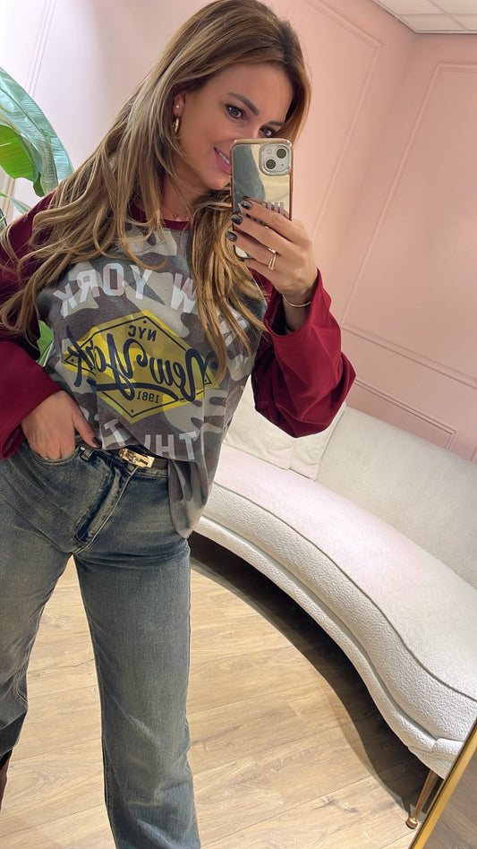NYC Vintage Camo Sweater - rood
