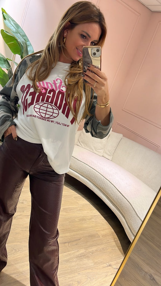 Rebel Camo Sweater 🤎🔥