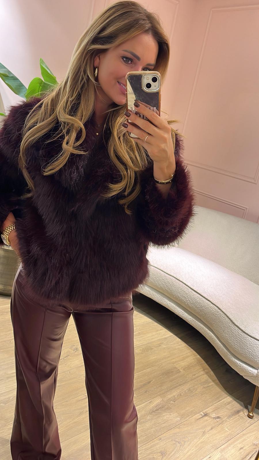 The Fluffy Fur Jacket - bordeaux