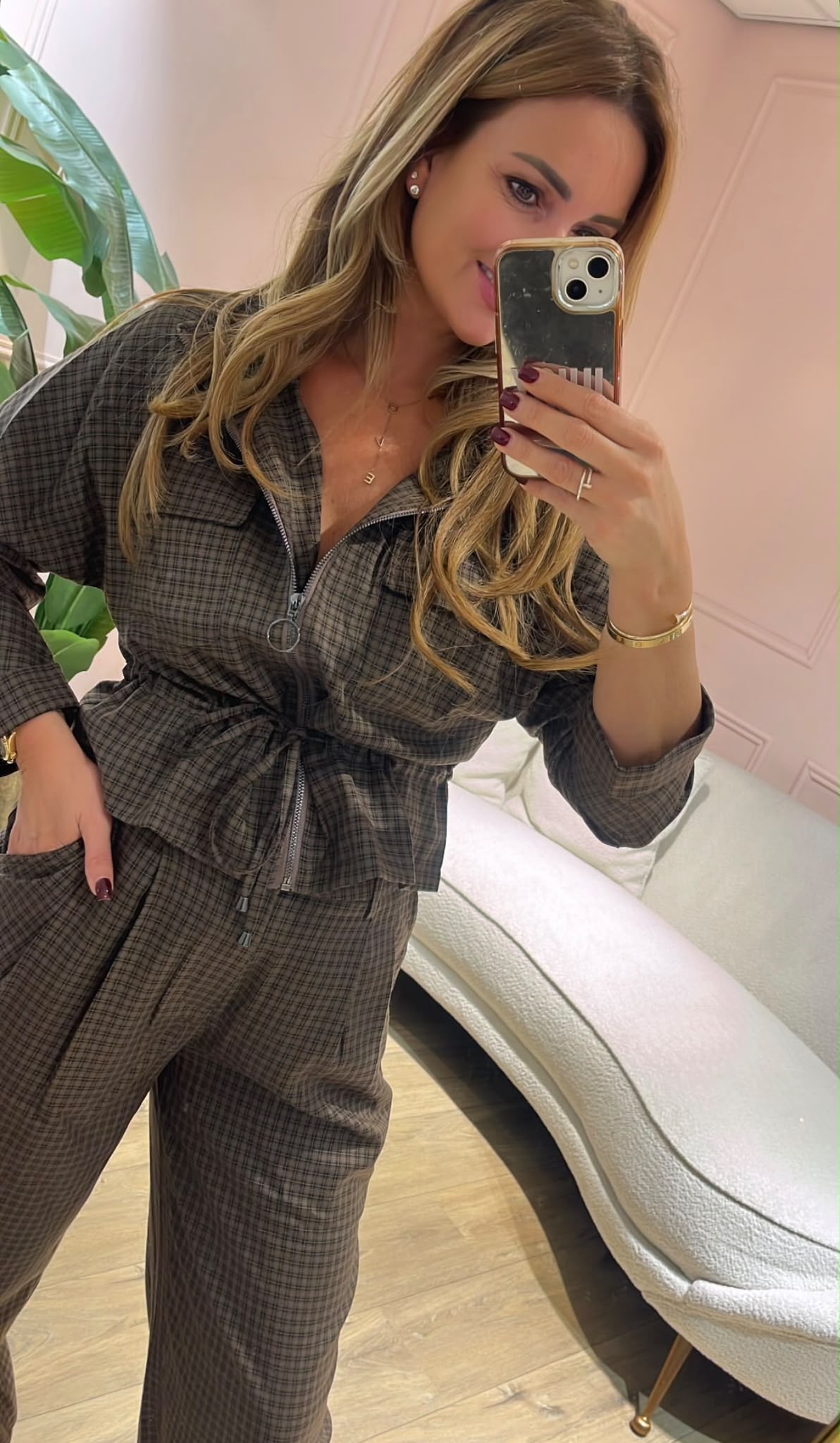 Mila Check Bomber