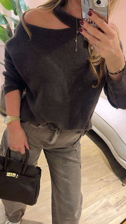 Open Shoulder Knit - donkerbruin